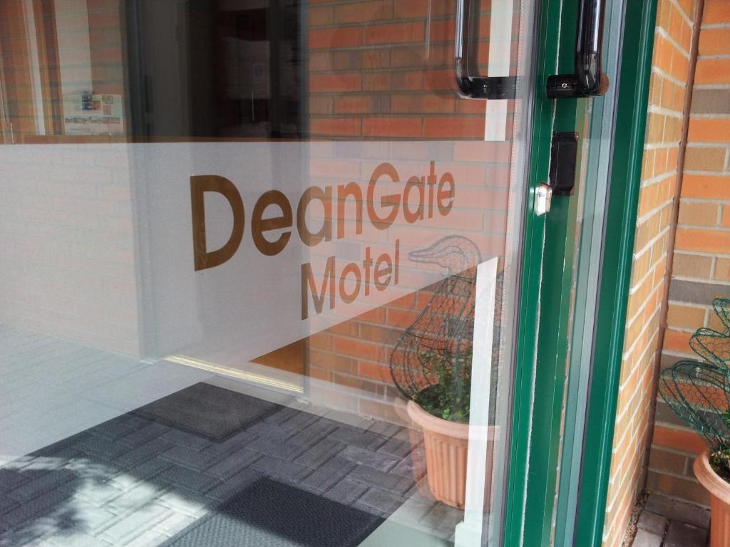 Deangate Motel Lydney Exterior photo